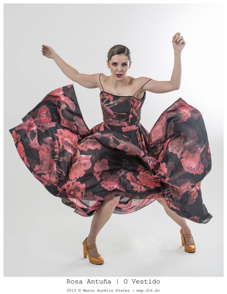 O VESTIDO