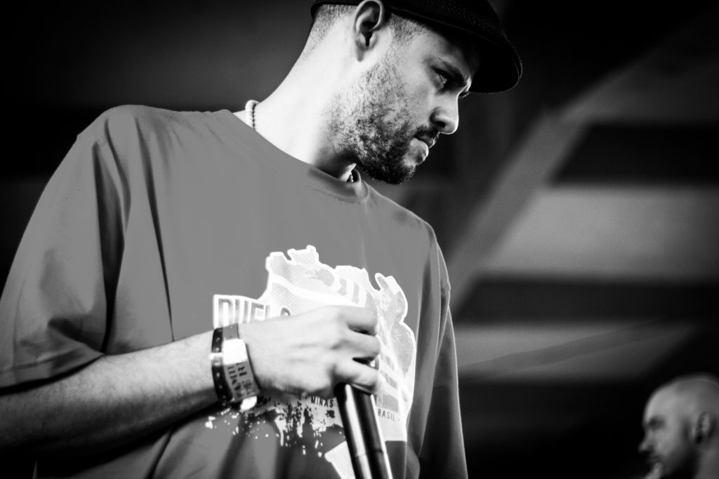 PEDRO VALENTIM E O DUELO DE MCs