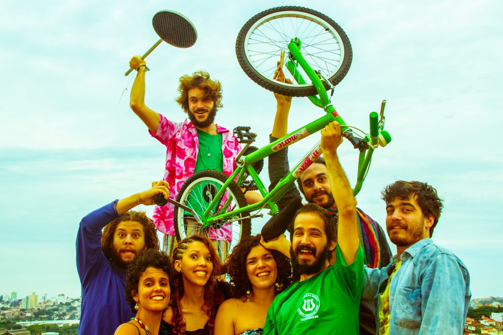 GUSTAVITO & A BICICLETA – QUILOMBO MASALA