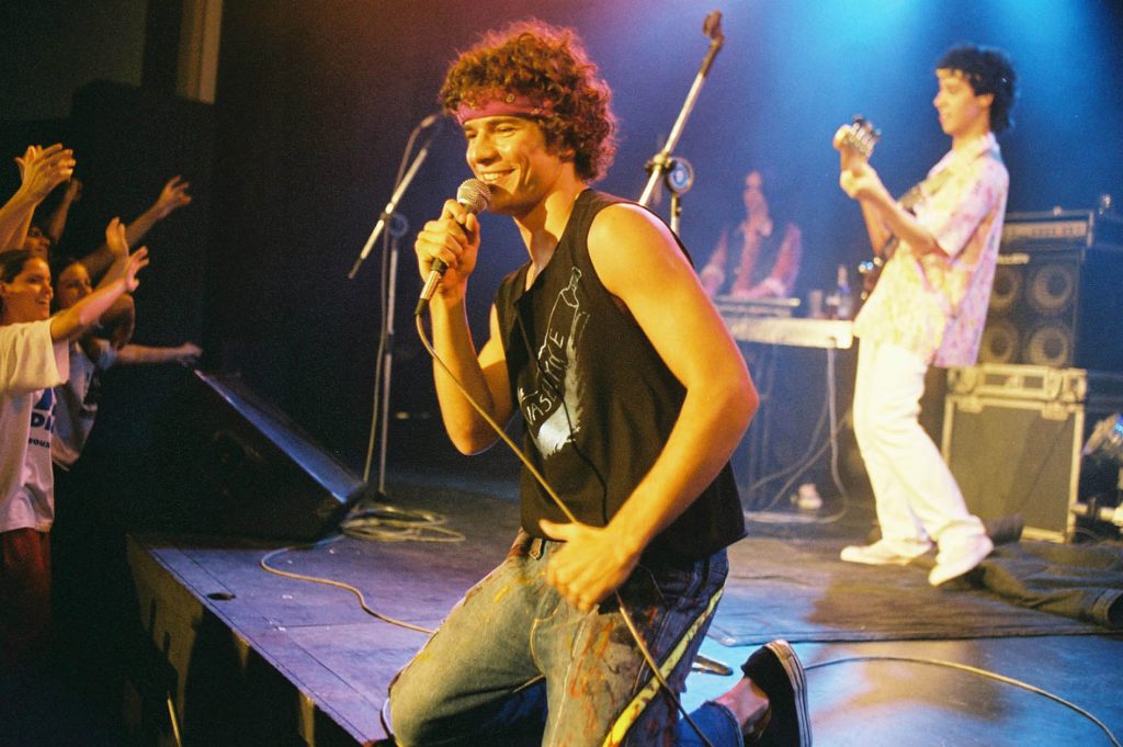 CINEMA NO PÁTIO – Mês do Rock