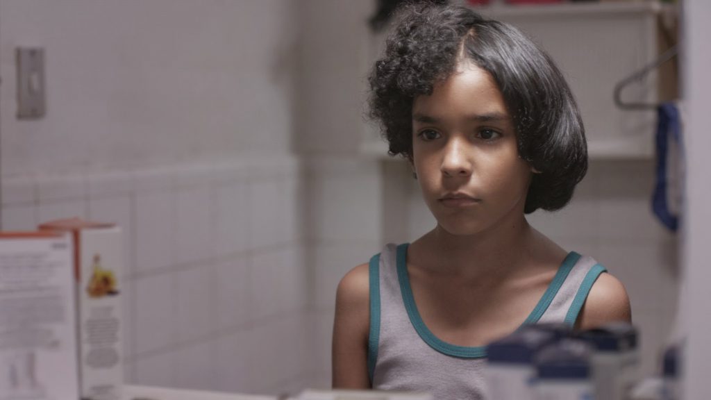 Cinema no Pátio exibe produção latino-americana e explora temas como preconceito, angústia na juventude e restrição econômica