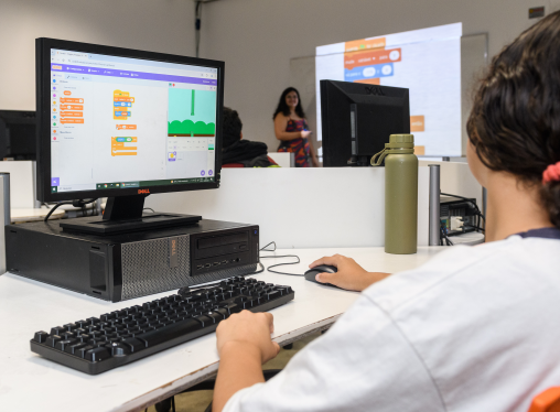 Chegou a hora da mente criativa dos jovens brilhar: Instituto Futuros abre vagas gratuitas para curso de criação de jogos digitais no Rio